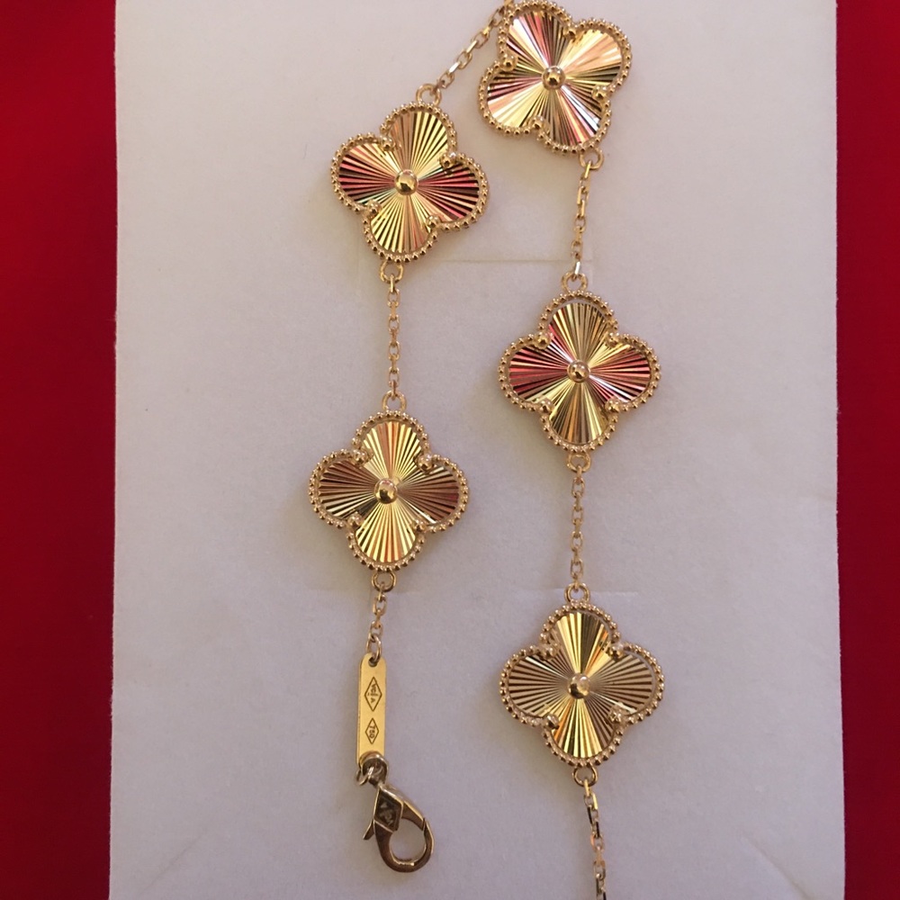New Bracelet 18 K Saudi Gold
